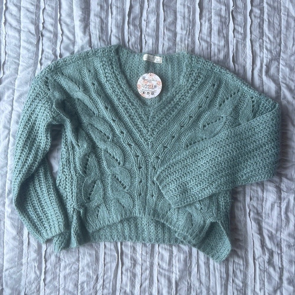 Crop sweater